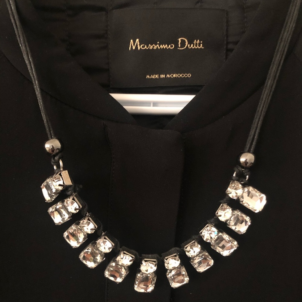 Statement necklace
